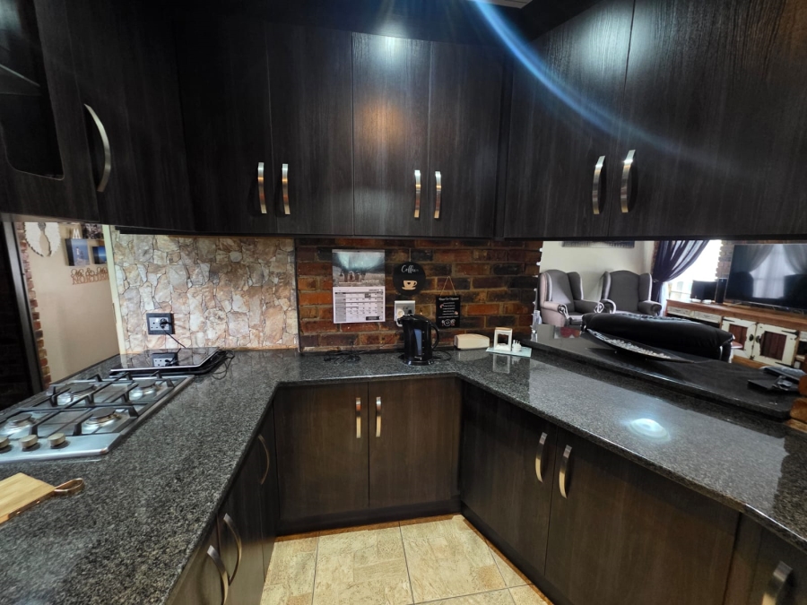3 Bedroom Property for Sale in Sasolburg Free State